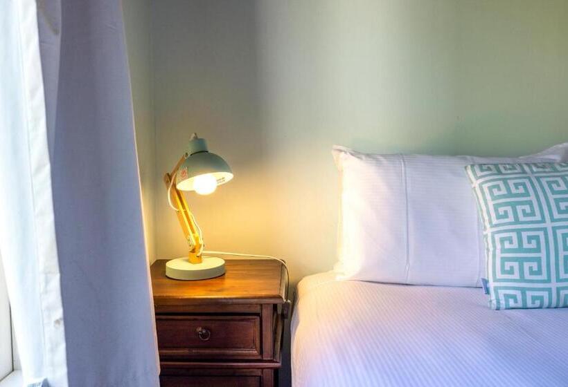 Drop Anchor At Enclosure Bay Beach By Waiheke Unlimited