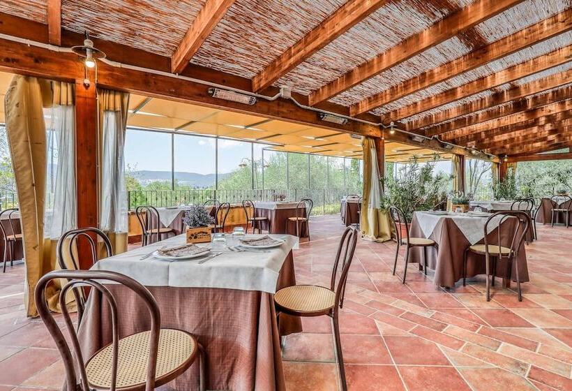 هتل Agriturismo Regno Verde