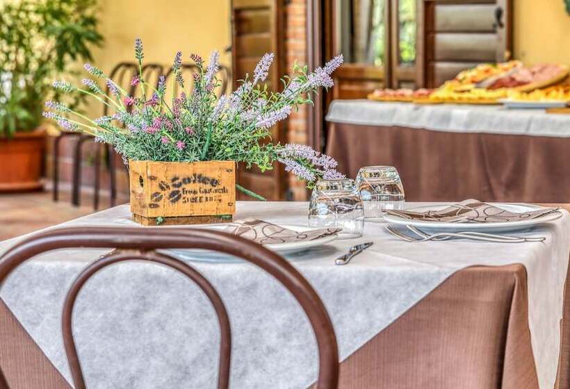 هتل Agriturismo Regno Verde