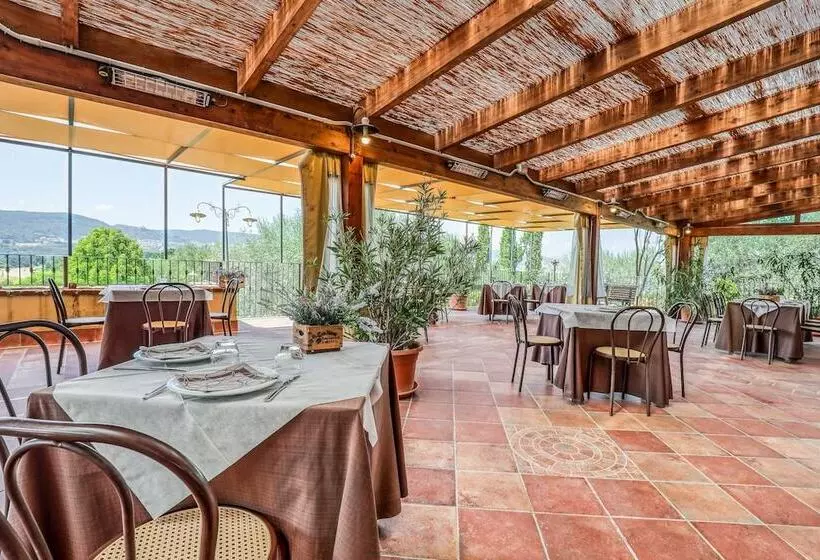 Hotelli Agriturismo Regno Verde