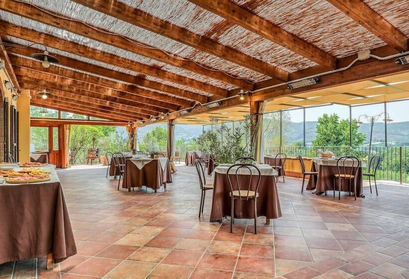 هتل Agriturismo Regno Verde