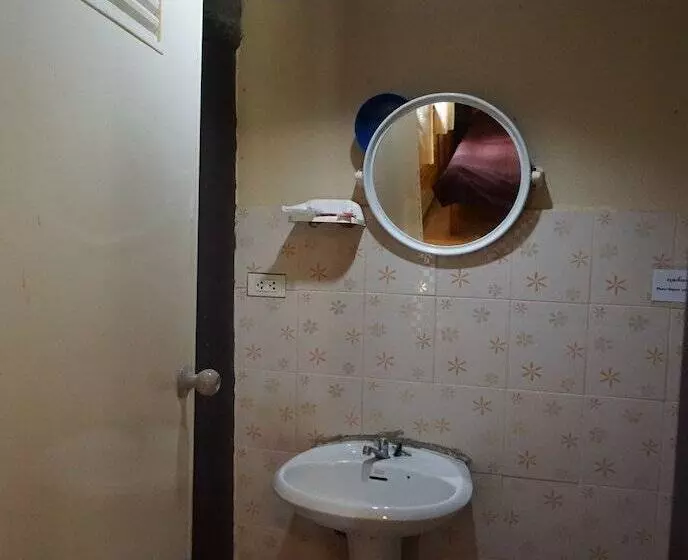 Hotelli Suanboon Cottage