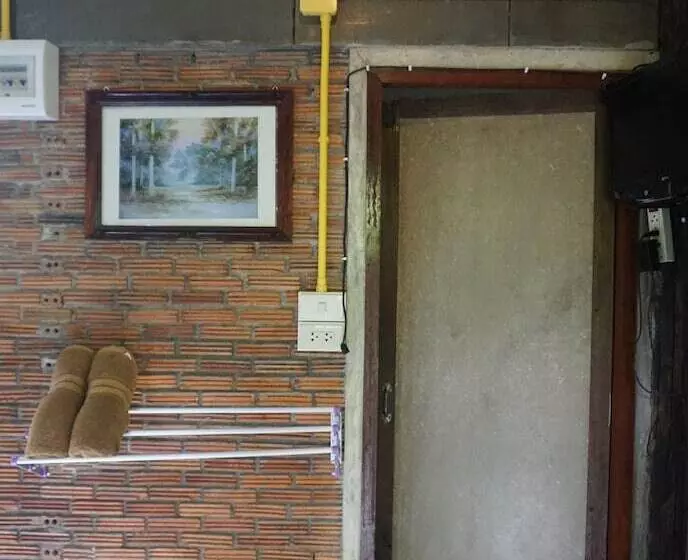 Hotelli Suanboon Cottage