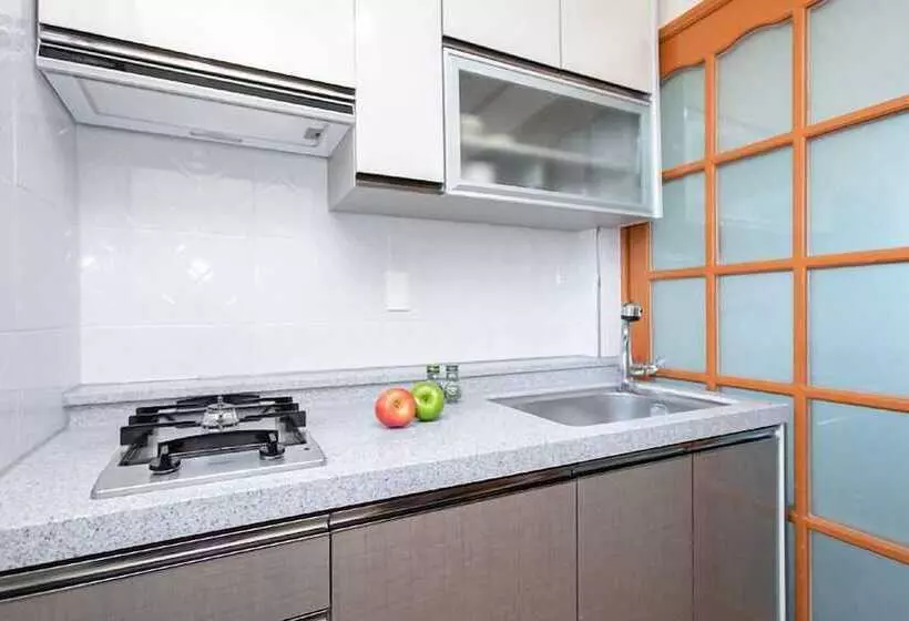 ホテル Mangsang East House