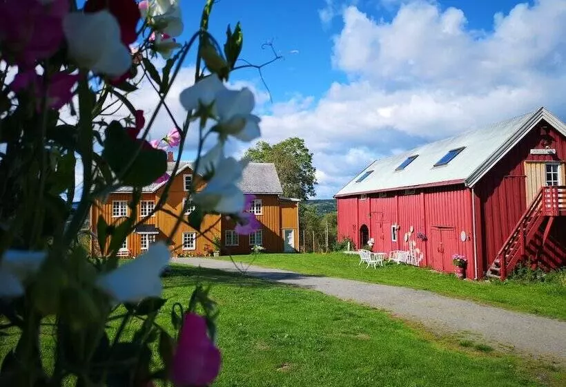 Hotelli Haugtun Gårdspensjonat Og Kulturverksted