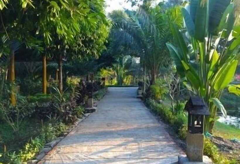 هتل Mrauk U Princess Resort