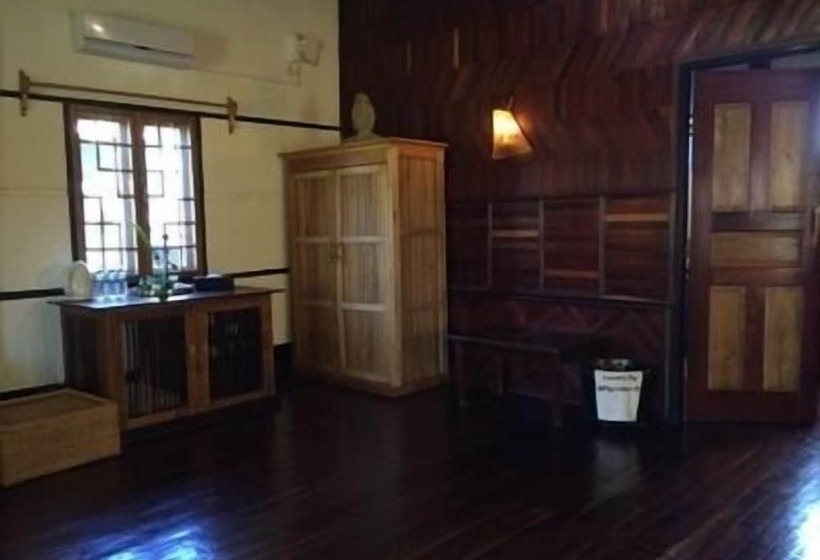 هتل Mrauk U Princess Resort