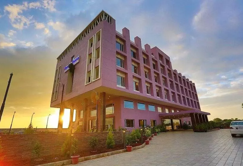 Hotelli Tgi Grand Nandan Kanan