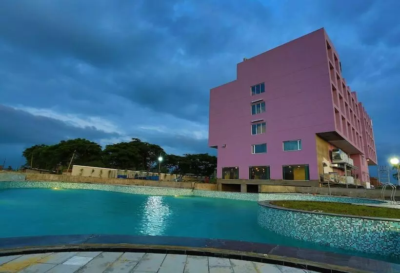 Hotelli Tgi Grand Nandan Kanan