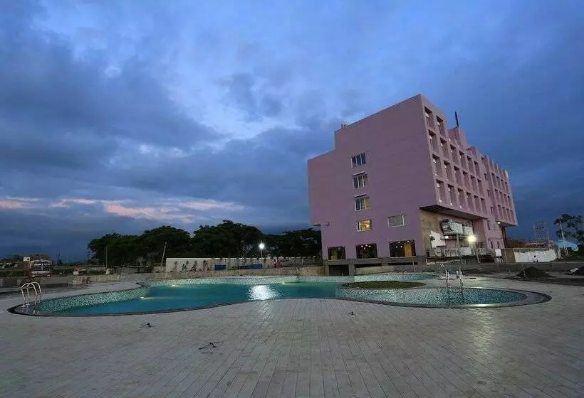 Hotelli Tgi Grand Nandan Kanan