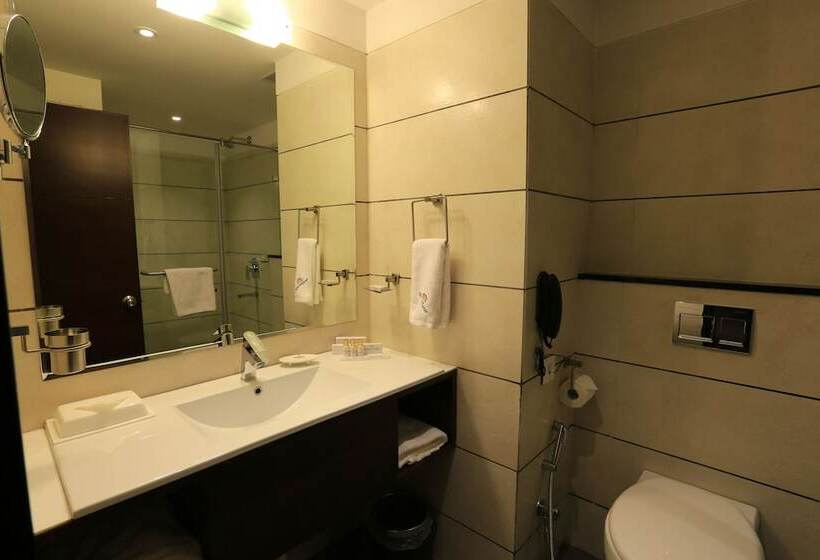 Отель Tgi Grand Nandan Kanan