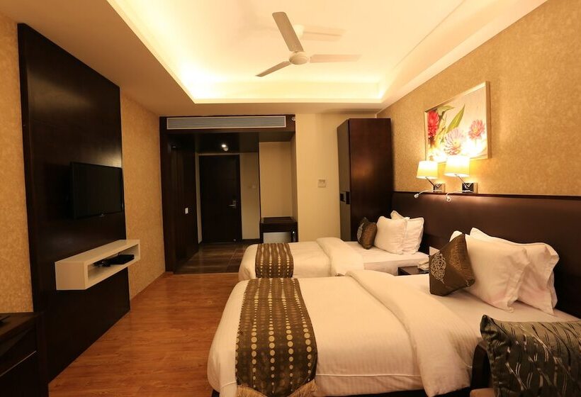 Отель Tgi Grand Nandan Kanan