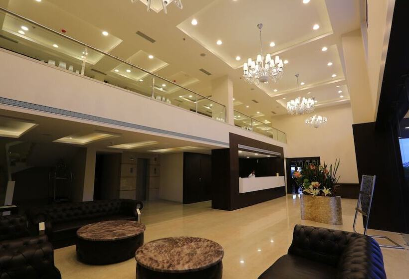 Отель Tgi Grand Nandan Kanan