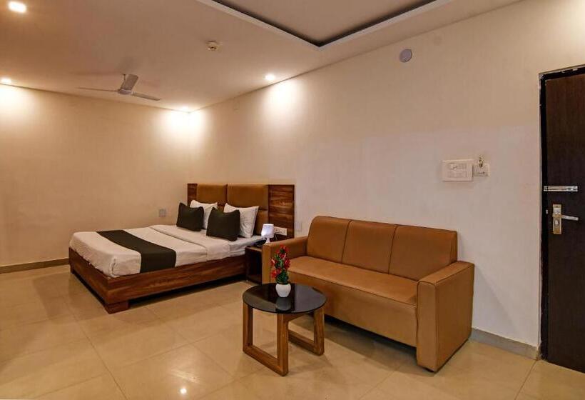 Hotel O Nilay Classic