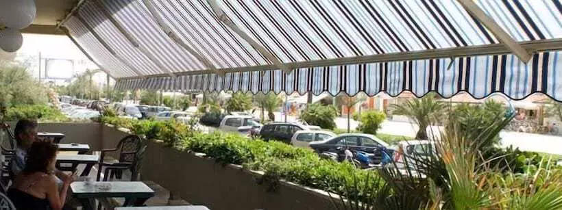 Hotelli Residence Villa Jolanda