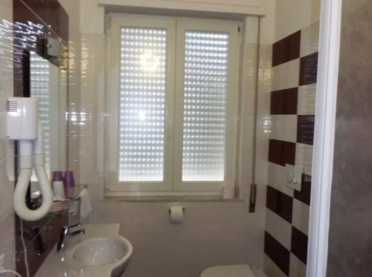 Hotelli Residence Villa Jolanda