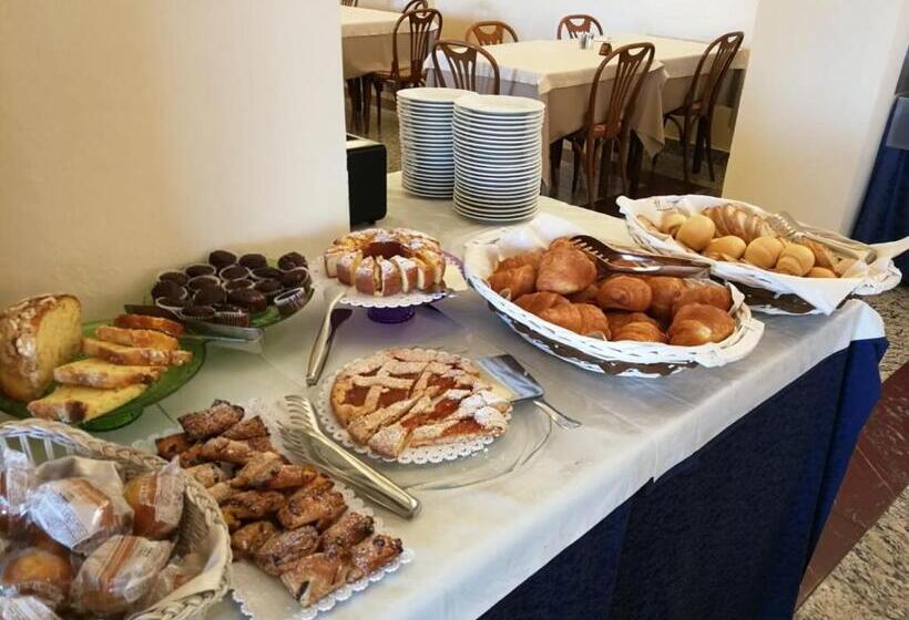 Отель Residence Villa Jolanda