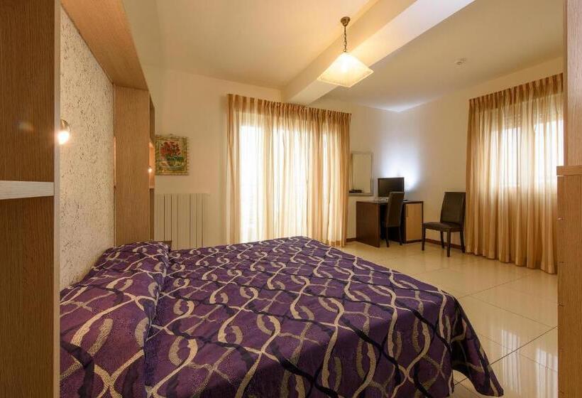 Отель Residence Villa Jolanda