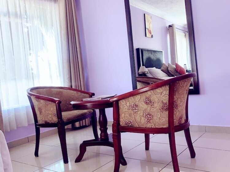 ホテル Riverstone Guest Lodge