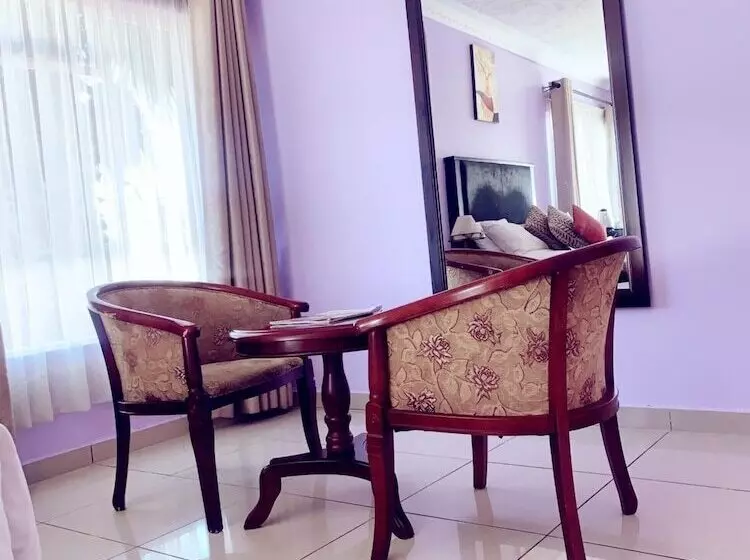 Hotelli Riverstone Guest Lodge