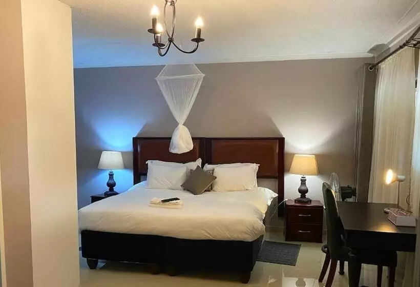 Hotelli Riverstone Guest Lodge