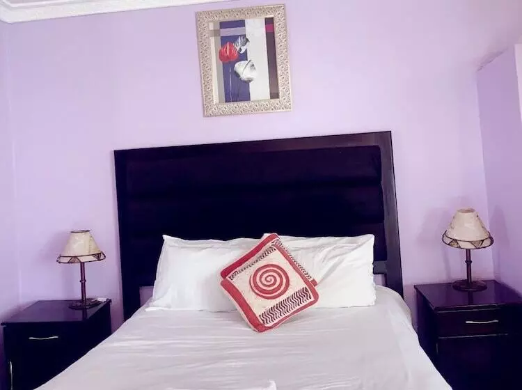 Hotelli Riverstone Guest Lodge