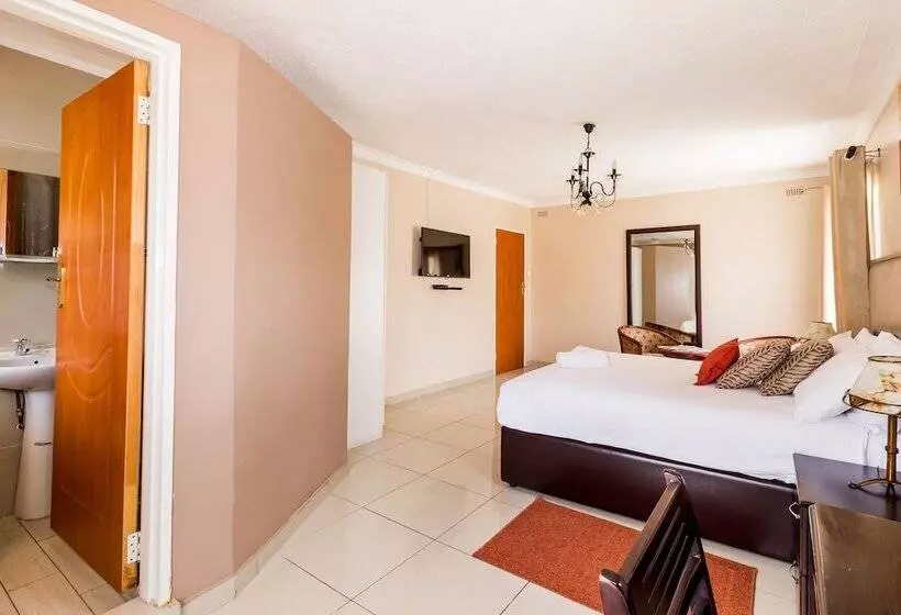 Hotelli Riverstone Guest Lodge