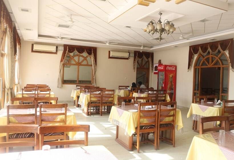 酒店 Shakti Palace