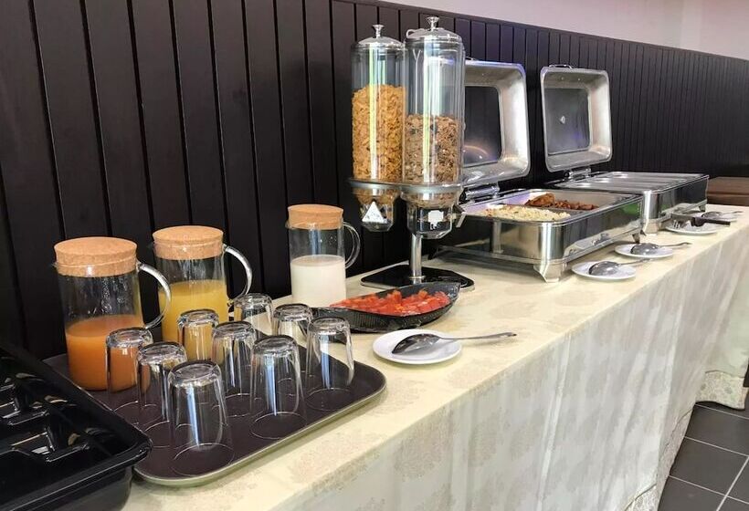 هتل Telanai16 Lodge