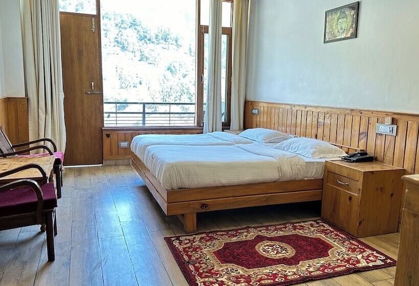 فندق Wood Castle