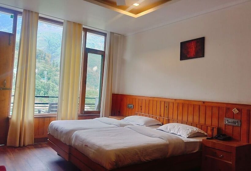 فندق Wood Castle