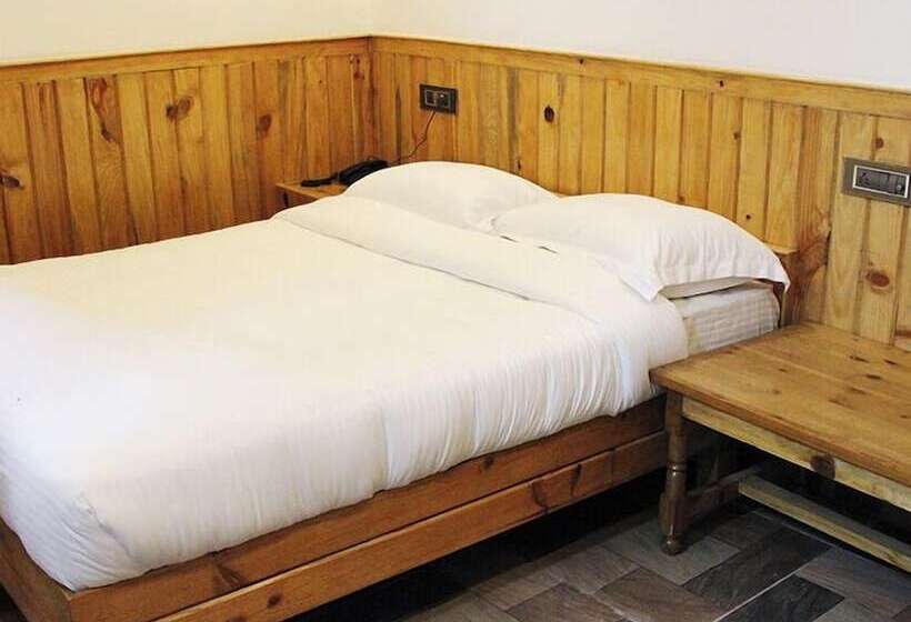 فندق Wood Castle