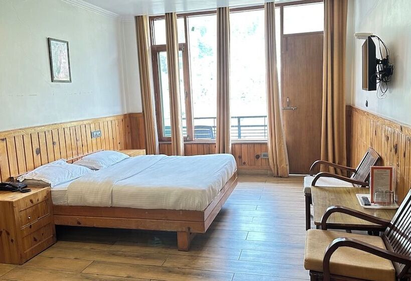 فندق Wood Castle