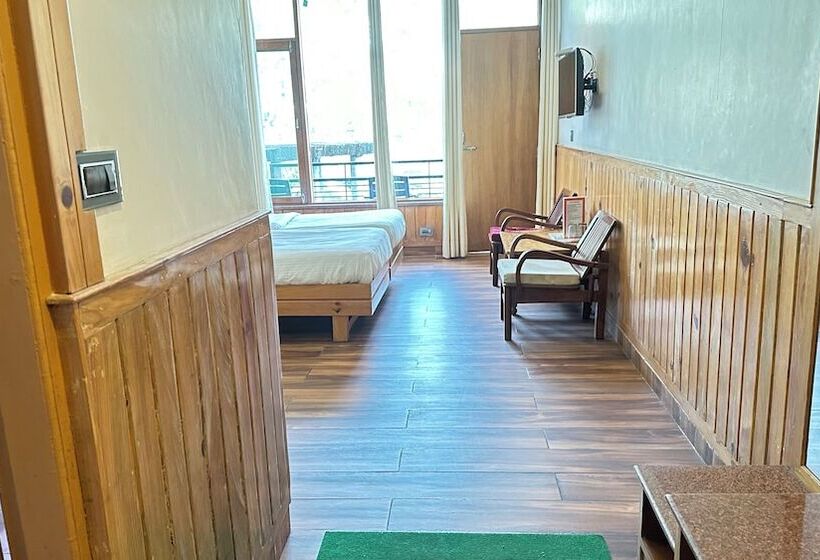 فندق Wood Castle