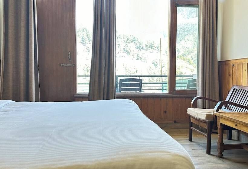 فندق Wood Castle