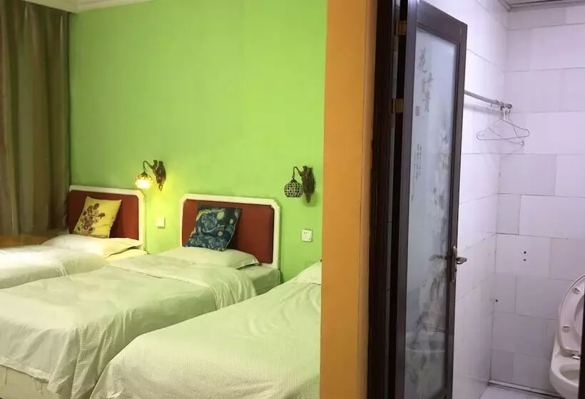 How Flower Hostel Yangshuo