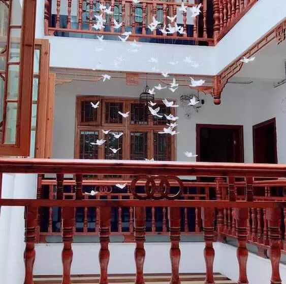 Jomo Hotel Fenghuang