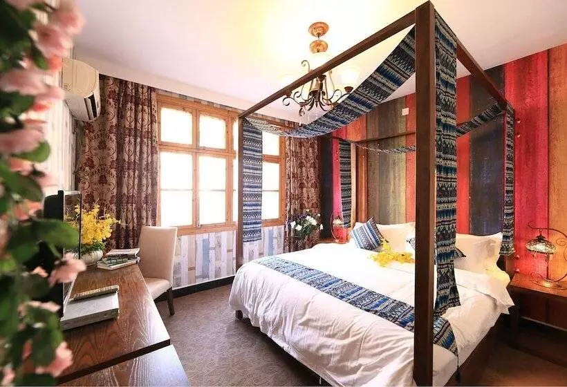 Jomo Hotel Fenghuang