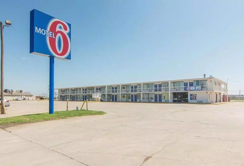 Motel 6liberal, Ks
