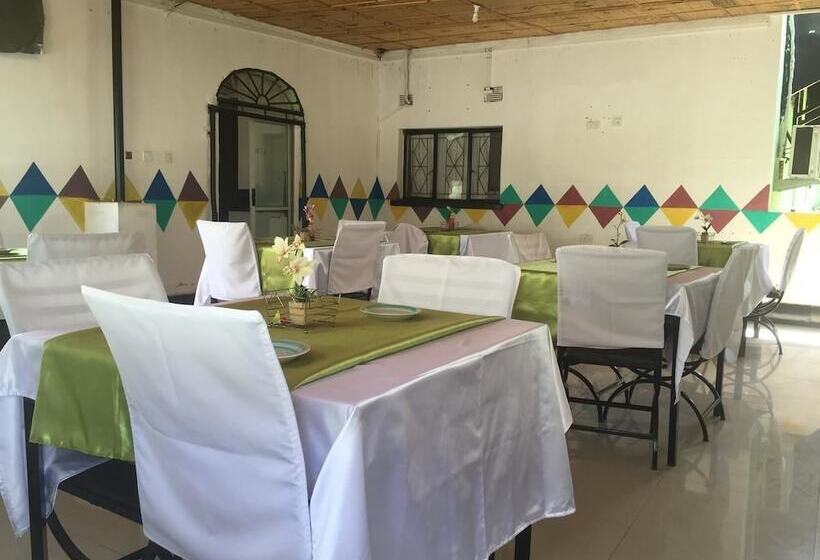 Richland Lodge Motel