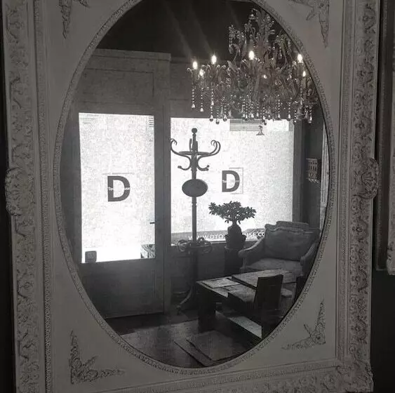 پانسیون D Townhouse Boutique Suites