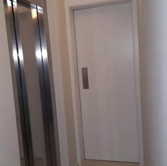 پانسیون D Townhouse Boutique Suites