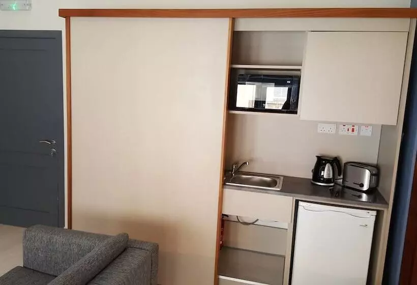 پانسیون D Townhouse Boutique Suites