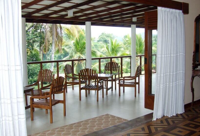 Majatalo Serene Villa