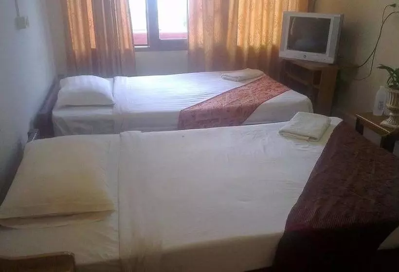 Majatalo Thawee Guesthouse