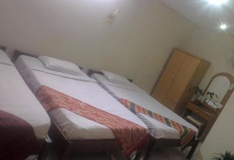 Пансион Thawee Guesthouse