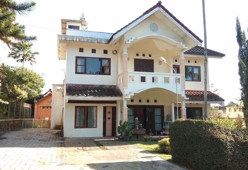 Villa Agro Kusuma Batu Malang