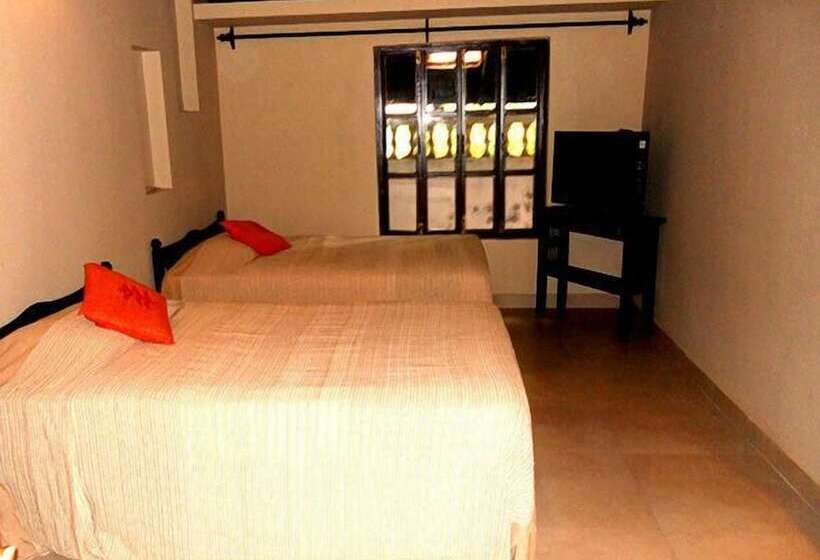 5am Somewhere Casa Nandini, Goa