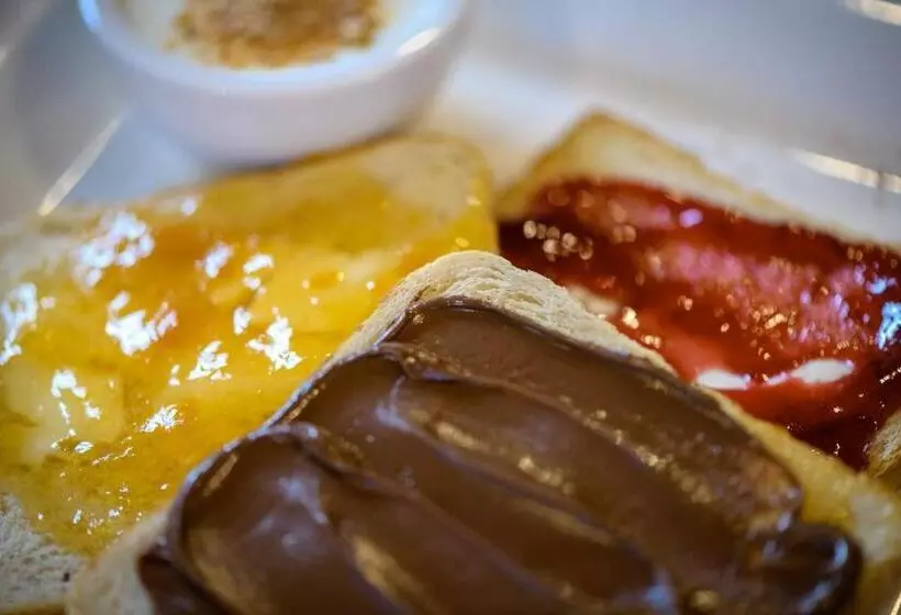 Aamiaismajoitus (B&B) Bernina Express Rooms