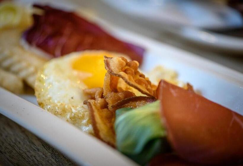 مبيت وإفطار Bernina Express Rooms